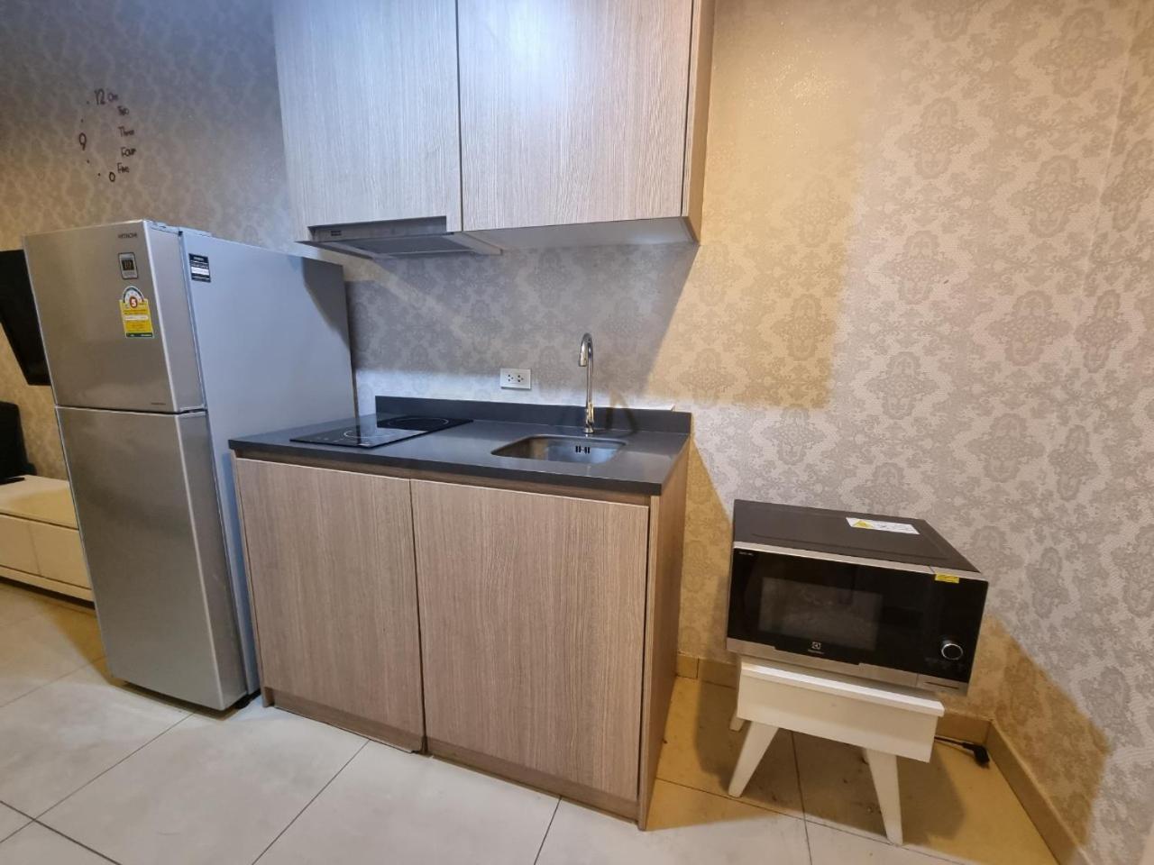 Unixx Condo Pattaya Near Walking Street Exterior photo