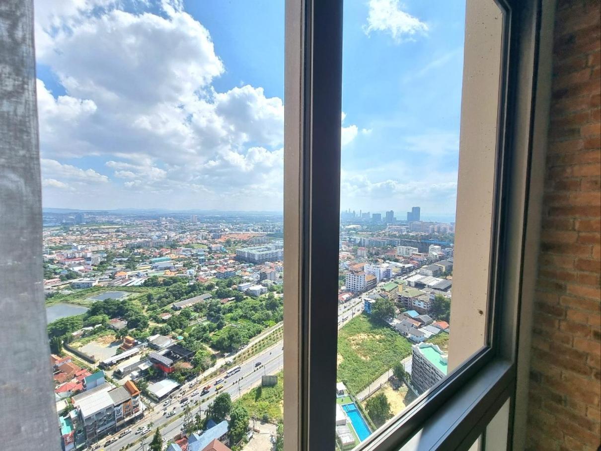 Unixx Condo Pattaya Near Walking Street Exterior photo